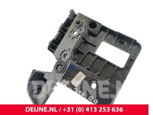 Lynk & Co 08 Stoßstangenstütze rechts hinten O323745 foto 2