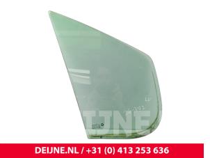 Renault Trafic Driehoeks Ruit links-voor O323762 foto 2