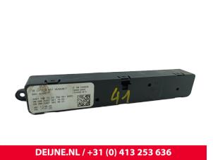 Mercedes Sprinter Radio control panel O323800 photo 2