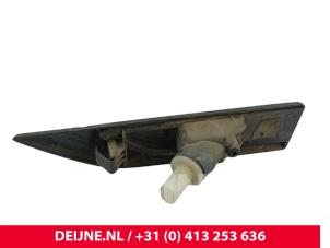 Volkswagen Caddy Knipperlicht Scherm rechts-voor O323902 foto 2