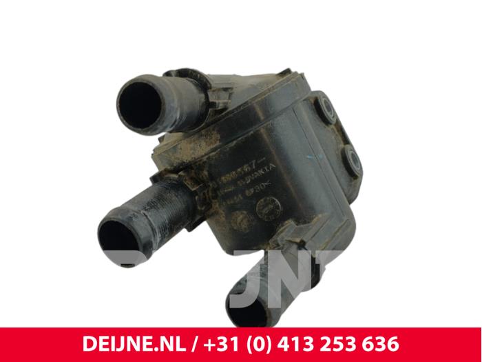 Lynk & Co 01 Waterpijp O323905