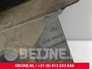Ford Transit Connect Abdeckplatte Nebelscheinwerfer rechts O323978 foto 2