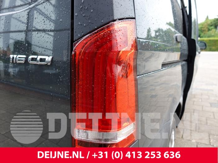 Mercedes Vito Taillight, right O324010