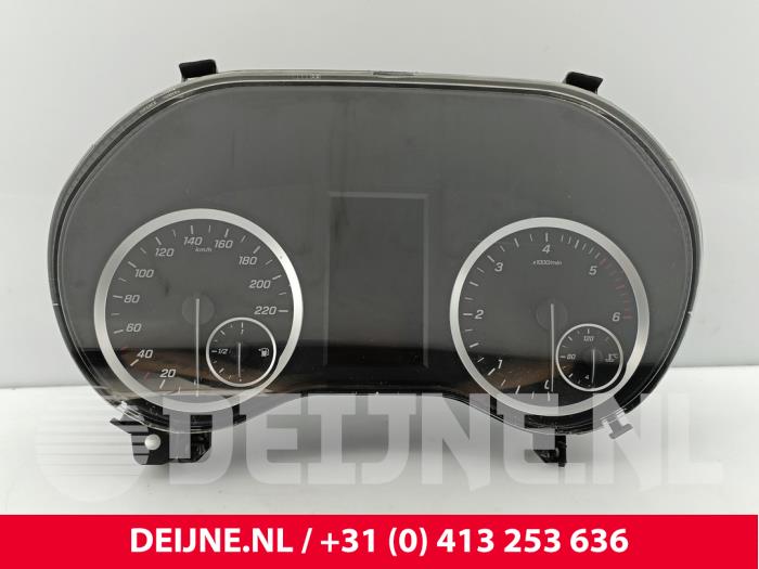 Mercedes Vito Tacho - Kombiinstrument KM O324040