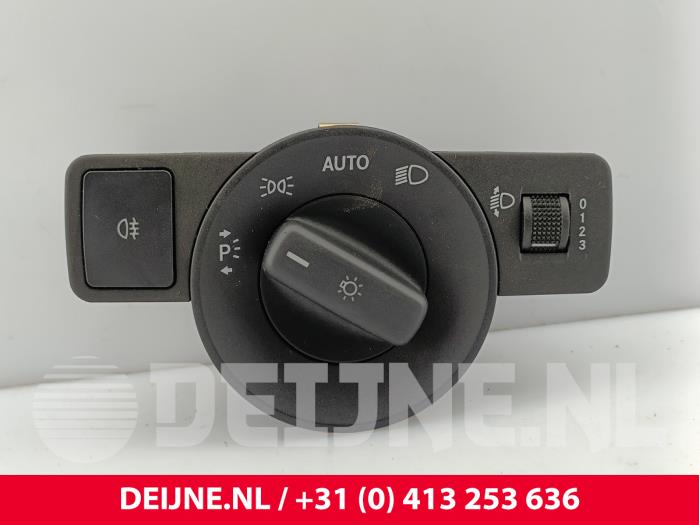 Mercedes Vito Licht Schalter O324045