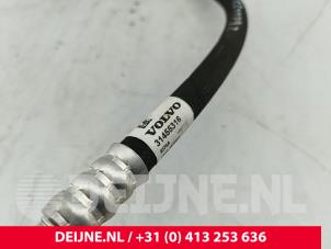 Volvo V40 Klima Leitung O324155 foto 2