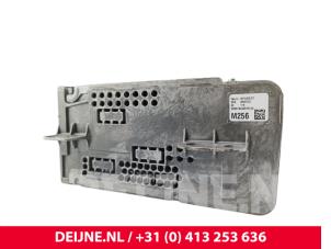 Mercedes Sprinter Multi-media control unit O324157 photo 2