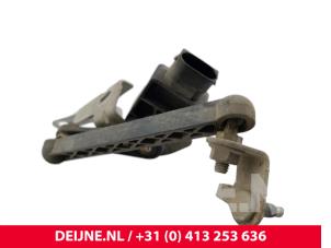 Lynk & Co 01 Xenon hoogteregelaar O324158 foto 3