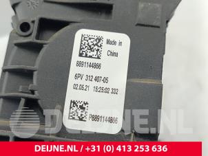 Lynk & Co 01 Gaspedaal O324170 foto 3