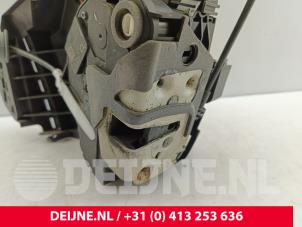Volvo V60 Deurslot Mechaniek 4Deurs rechts-achter O324205 foto 2
