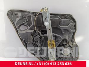 Volvo V60 Ruitmechaniek 4Deurs rechts-achter O324206 foto 3