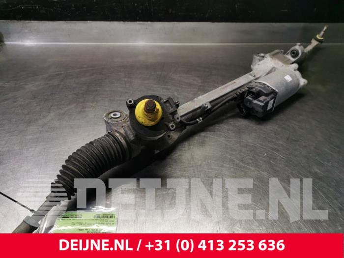 Porsche Taycan Power steering box O324191
