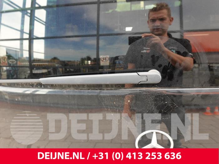 Mercedes Vito Scheibenwischerarm hinten O324289