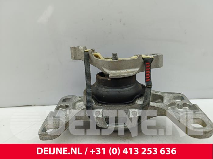 Volvo V40 Motorlager O324337