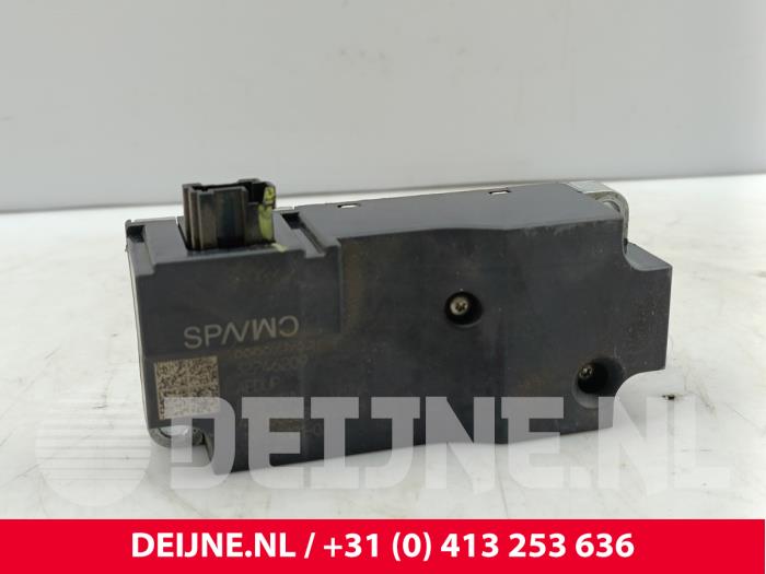 Lynk & Co 01 Lenkradschloss O324469