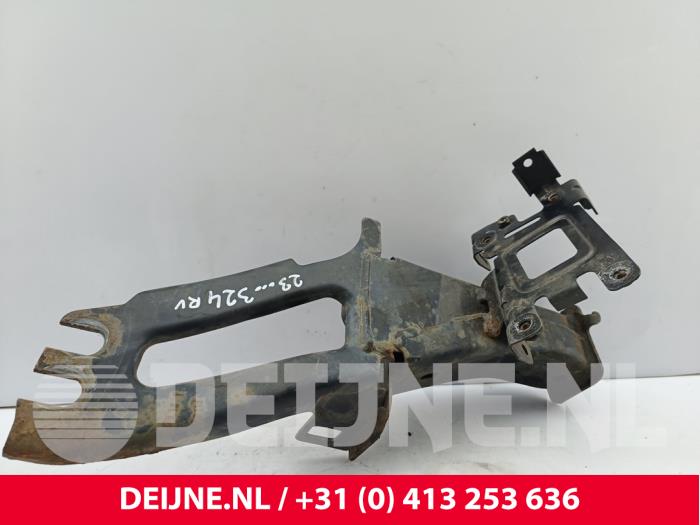 Volvo V60 Chassis bar, front O324480