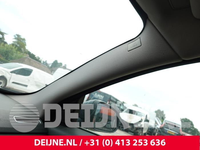 Volvo V70 A-stijl Afdekkap rechts O324776