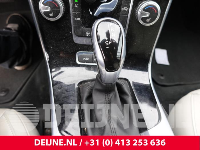 Volvo V60 Gear stick O325156