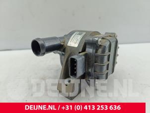BYD Seal Additional water pump O325221 photo 3