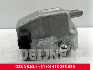 Volvo XC90 Steering lock O325229 photo 3