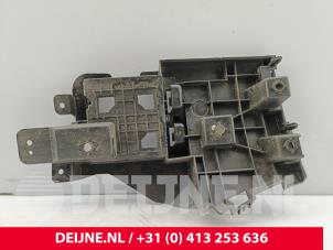 Volvo V60 Rear bumper bracket, right O325273 photo 2