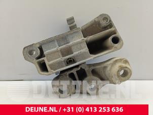 Lynk & Co 01 Motorlager O325282 foto 3