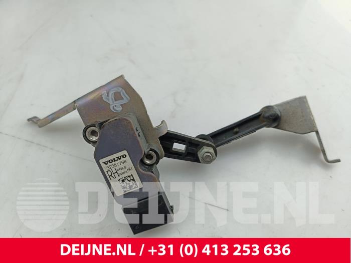 Volvo XC60 Xenon height adjustment O325284