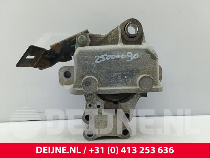 Lynk & Co 01 Motorsteun O325302