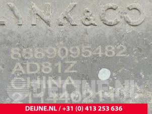 Lynk & Co 01 Motorsteun O325302 foto 3