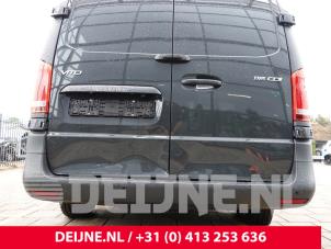 Mercedes Vito Minibus/van rear door O325317 photo 2