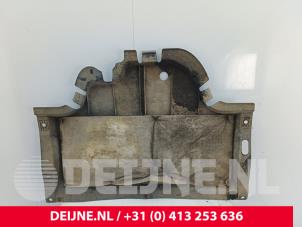 Opel Vivaro Bumper bottom O325660 photo 2