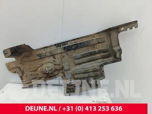 Lynk & Co 01 Beschermplaat bodem O325803 foto 2
