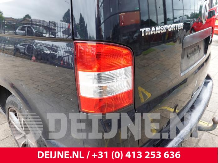 Volkswagen Transporter Taillight, left O325823