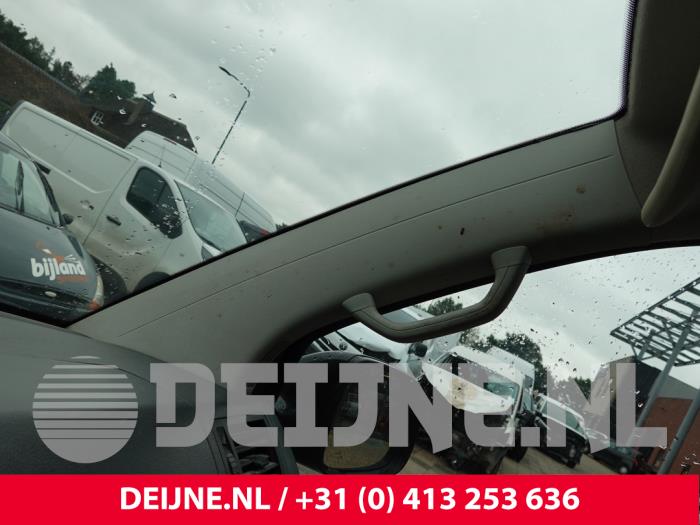 Volkswagen Transporter A-stijl Afdekkap rechts O325829