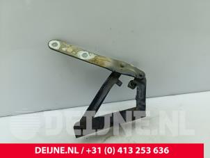 Volkswagen Transporter Bonnet Hinge O325871 photo 2
