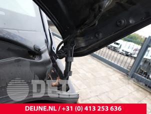 Volkswagen Transporter Bonnet Hinge O325871 photo 3