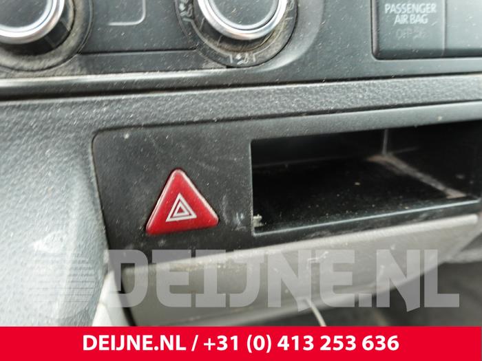 Volkswagen Transporter Panikbeleuchtung Schalter O325874