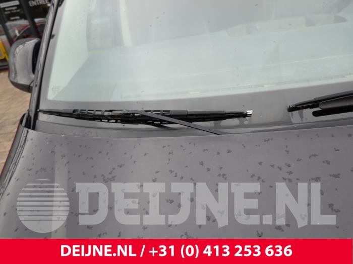Volkswagen Transporter Scheibenwischerarm vorne O325893