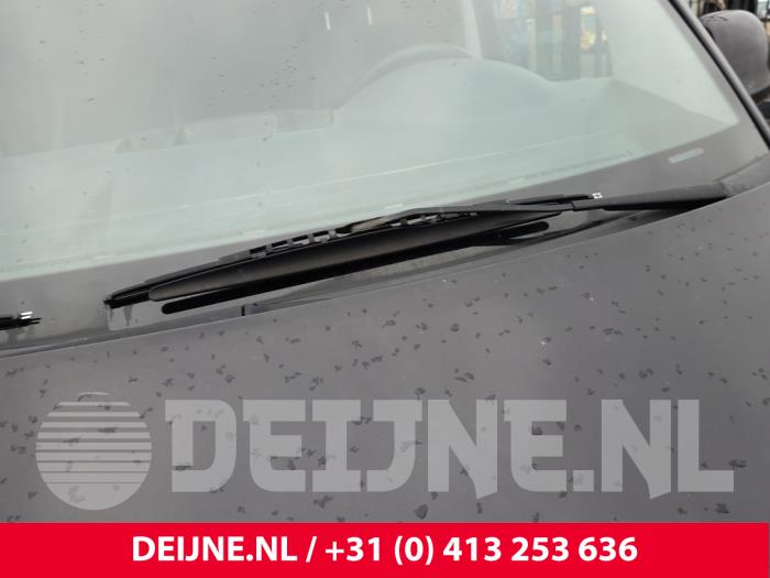 Volkswagen Transporter Scheibenwischerarm vorne O325894