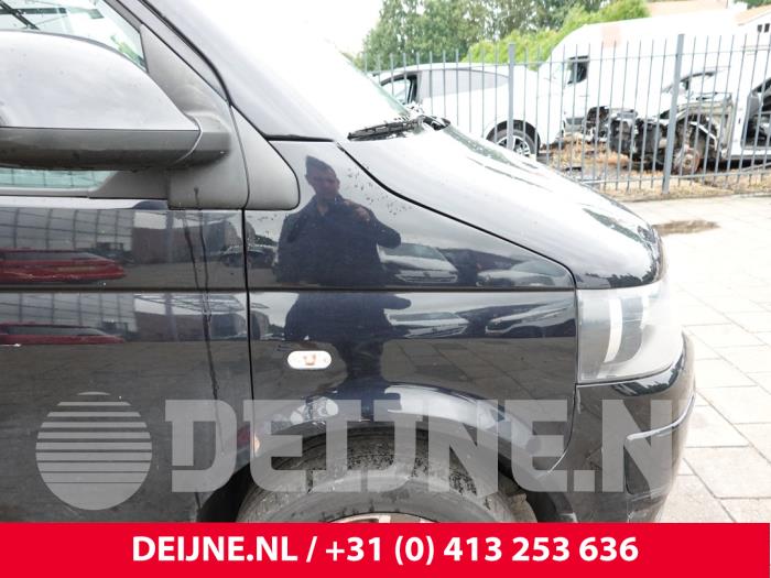 Volkswagen Transporter Kotflügel rechts vorne O325896