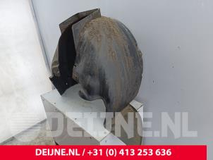 Volkswagen Transporter Wheel arch liner O325966 photo 3