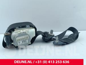 Opel Vivaro Sicherheitsgurt rechts vorne O325952 foto 2