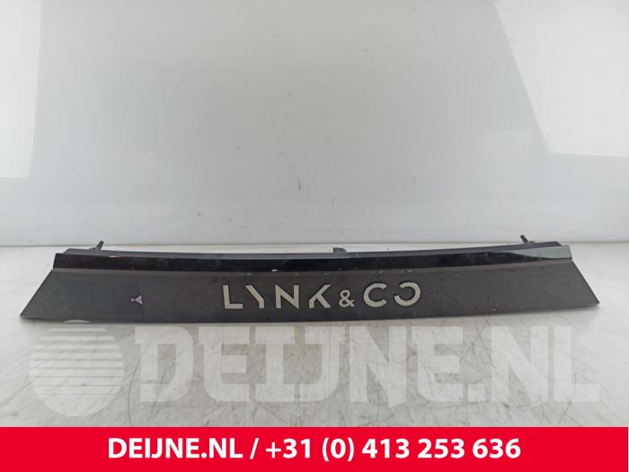 Lynk & Co 01 Zierleiste Heckklappe O326430