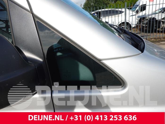 Mercedes Vito Dreieckfenster rechts vorne O326472