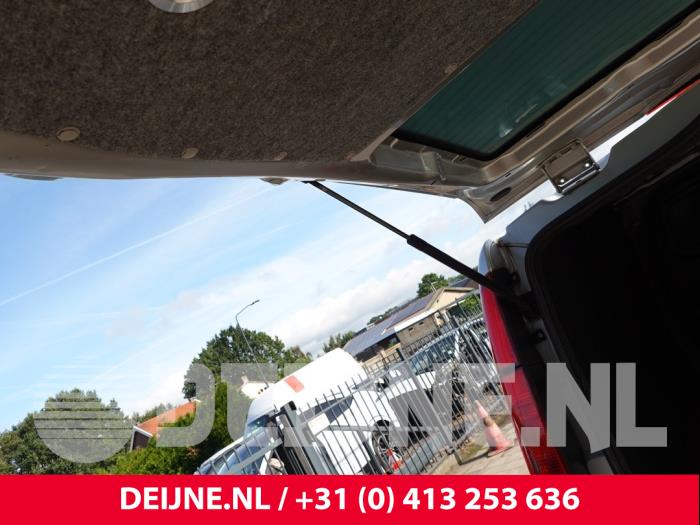 Mercedes Vito Set Gasdämpfer Heckklappe O326527