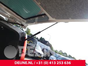 Mercedes Vito Set Gasdempers Achterklep O326527 foto 2