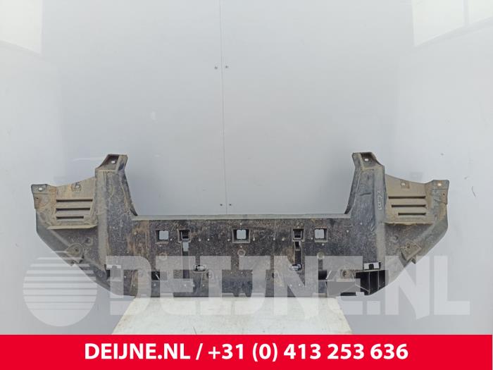 Toyota Pro-Ace Stoßstange Bodenplatte O326582