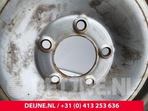 Renault Master Wheel O326590 photo 2