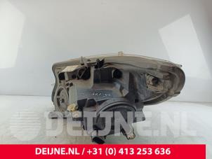 Mercedes Vito Scheinwerfer rechts O326640 foto 2