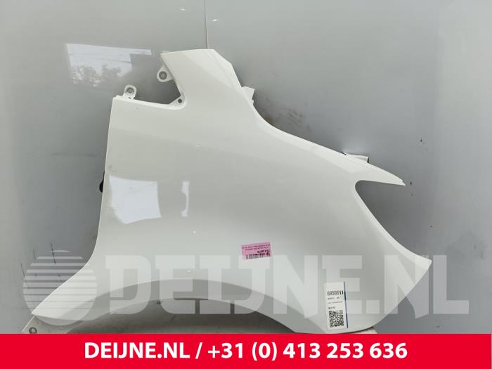 Mercedes Sprinter Scherm rechts-voor O326621